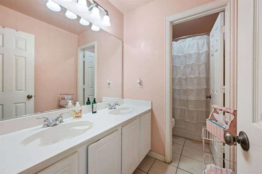 Guest bath