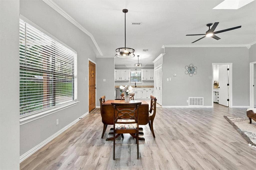 938 Amsden Street, Denison, TX 75020