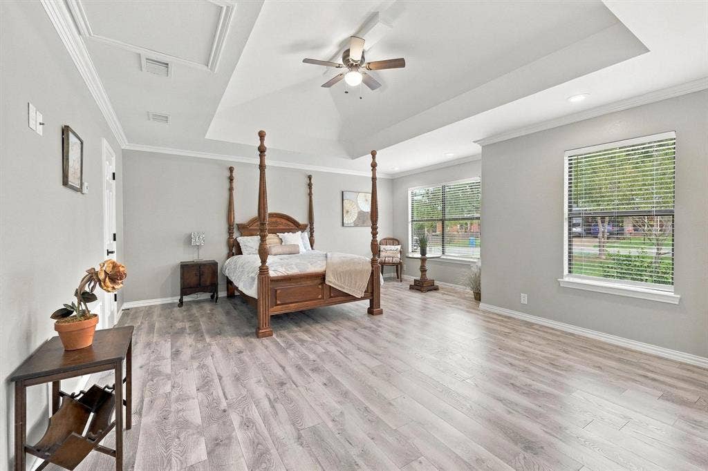 938 Amsden Street, Denison, TX 75020