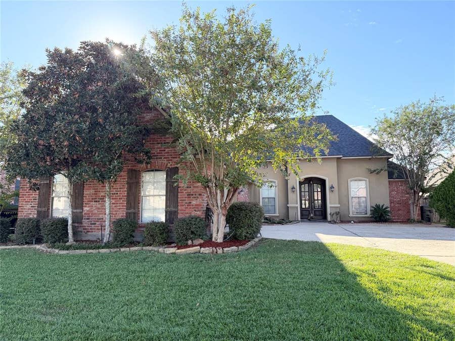 Property photo for 10030 Somerset Lane, Shreveport, LA
