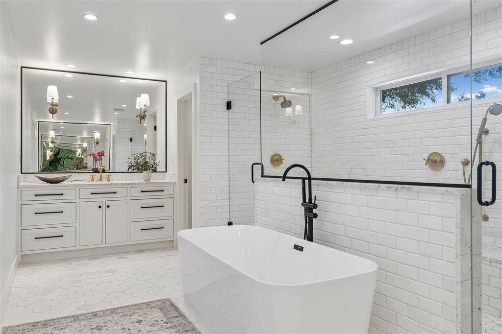 6962 Forest Glade Circle, Dallas, TX 75230 6962 Forest Glade Circle, Dallas, TX 75230