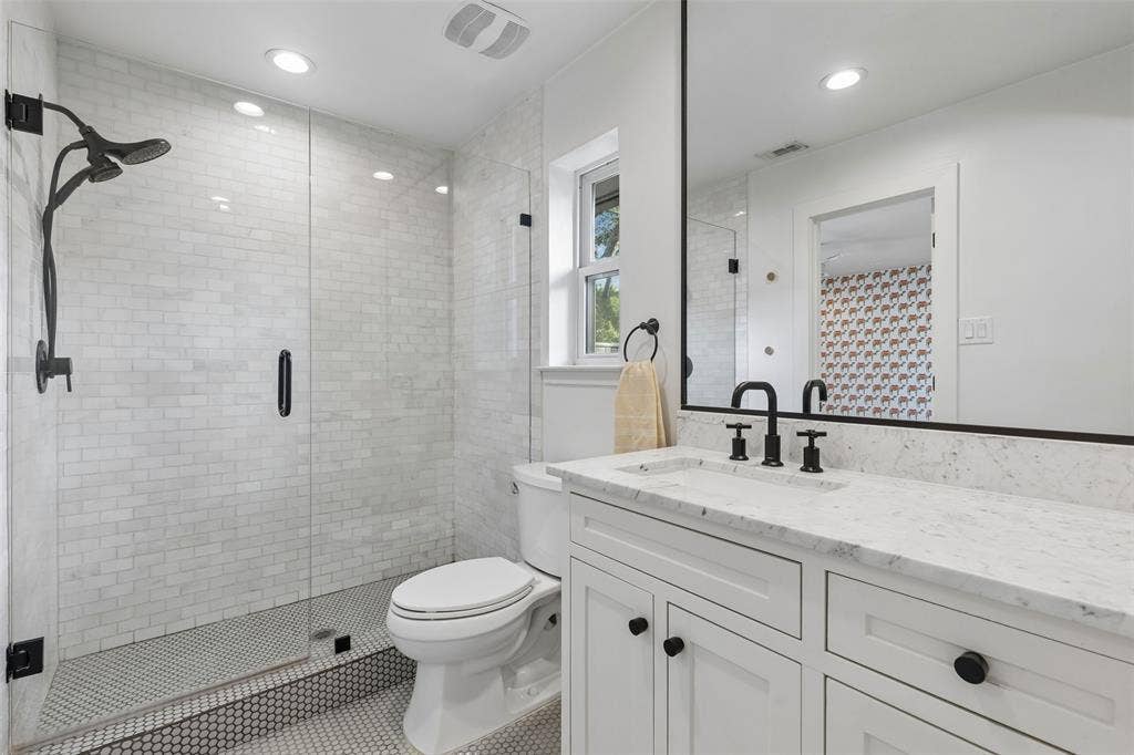 6962 Forest Glade Circle, Dallas, TX 75230 6962 Forest Glade Circle, Dallas, TX 75230