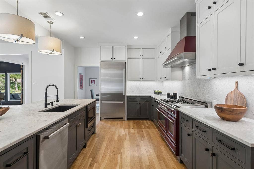 6962 Forest Glade Circle, Dallas, TX 75230 6962 Forest Glade Circle, Dallas, TX 75230