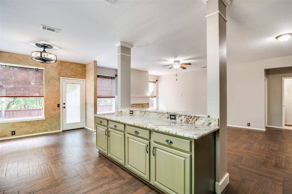 1802 Indian Trail, Rowlett, TX 75088