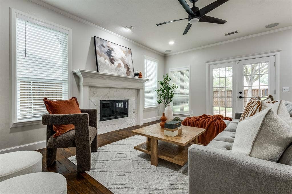 7800 Glenoaks Drive, Frisco, TX 75034 7800 Glenoaks Drive, Frisco, TX 75034
