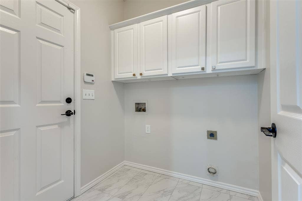 7800 Glenoaks Drive, Frisco, TX 75034 7800 Glenoaks Drive, Frisco, TX 75034