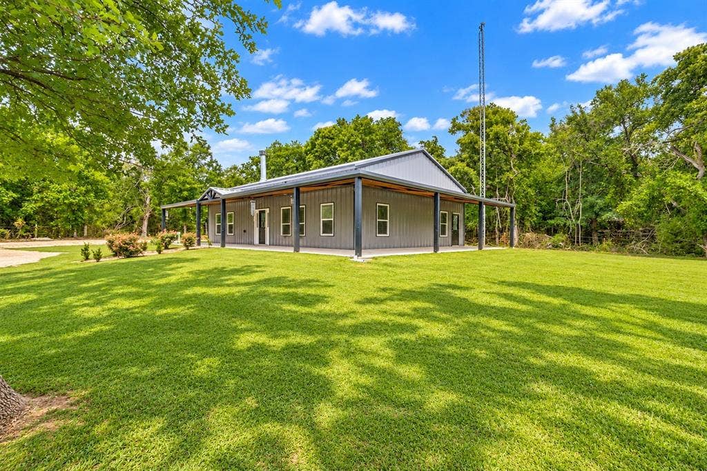 5115 County Road 423, Grandview, TX 76050