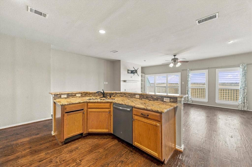 1806 Signal Ridge Place, Rockwall, TX 75032