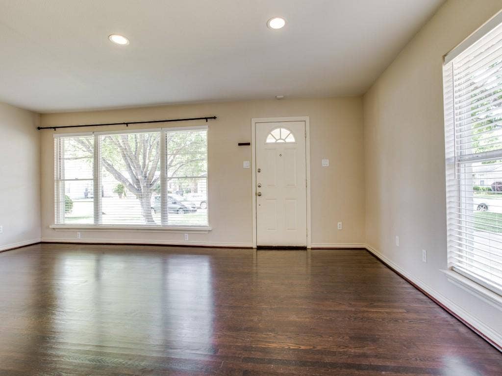 4918 Thrush Street, Dallas, TX 75209