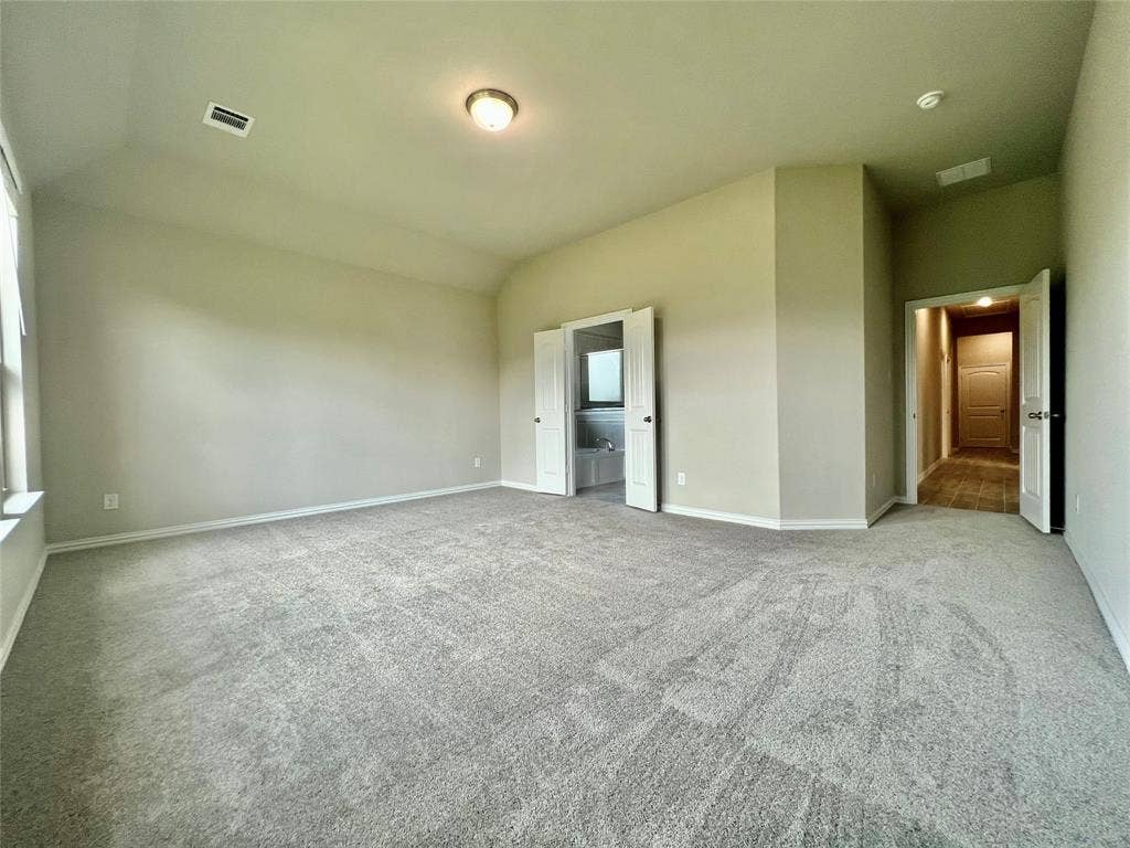 277 Middlefield Drive, Red Oak, TX 75154