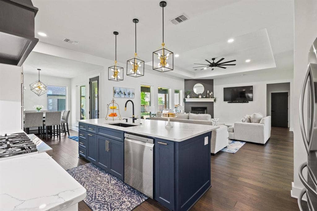 2214 Norwood Street, Sherman, TX 75092 2214 Norwood Street, Sherman, TX 75092