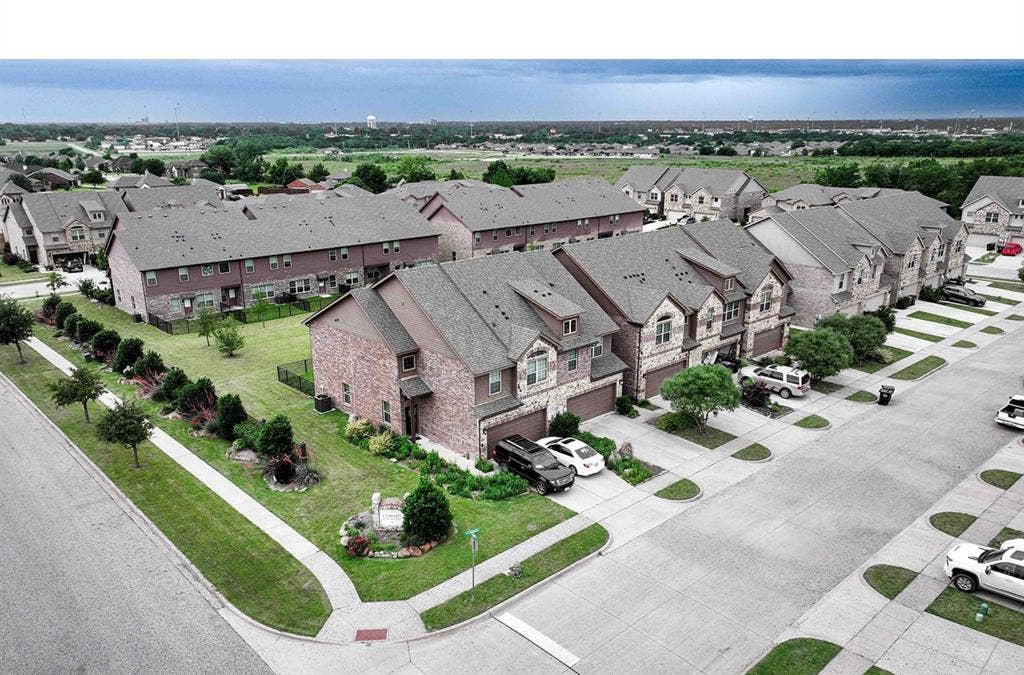 6817 Topaz Drive, Greenville, TX 75402