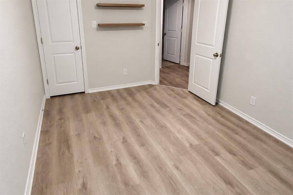 2532 Silver Fox Trail, Weatherford, TX 76087