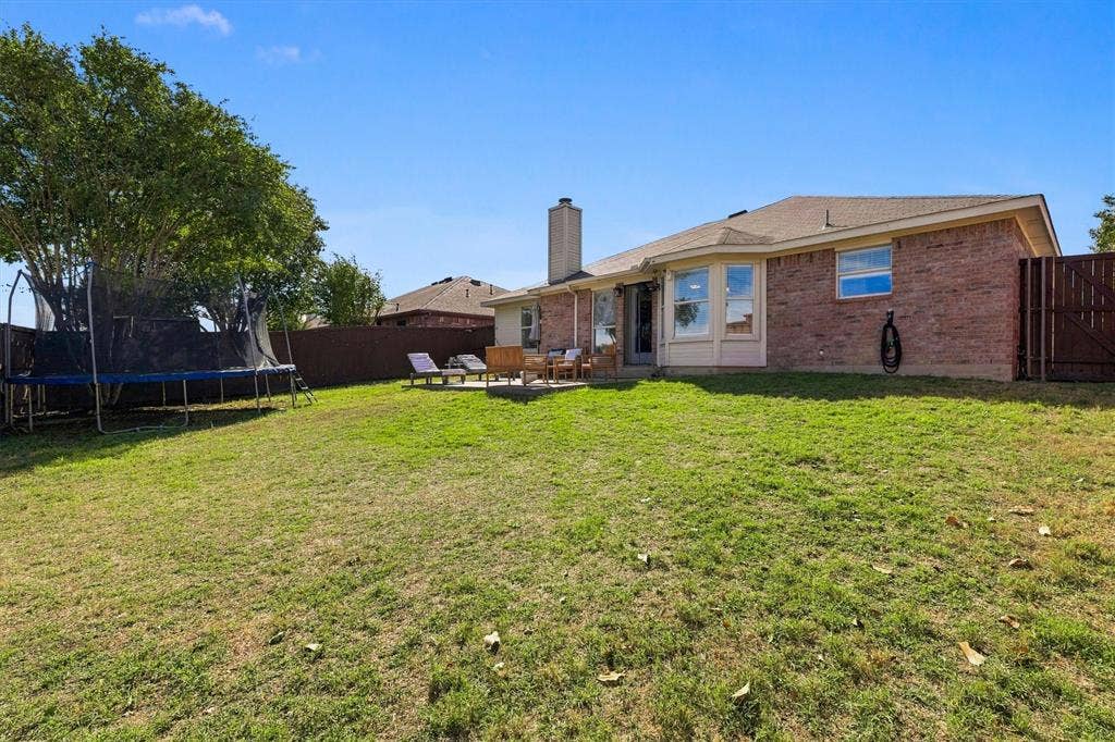 8204 Reel Street, Frisco, TX 75035 8204 Reel Street, Frisco, TX 75035