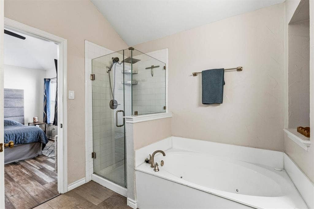 8204 Reel Street, Frisco, TX 75035 8204 Reel Street, Frisco, TX 75035