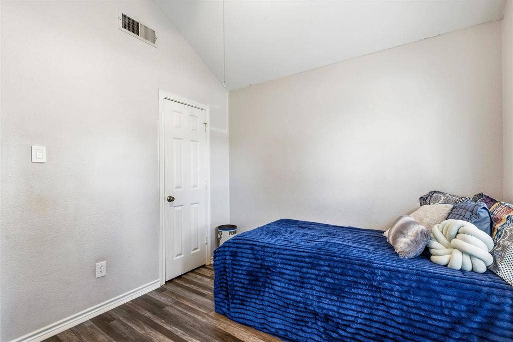 8204 Reel Street, Frisco, TX 75035 8204 Reel Street, Frisco, TX 75035