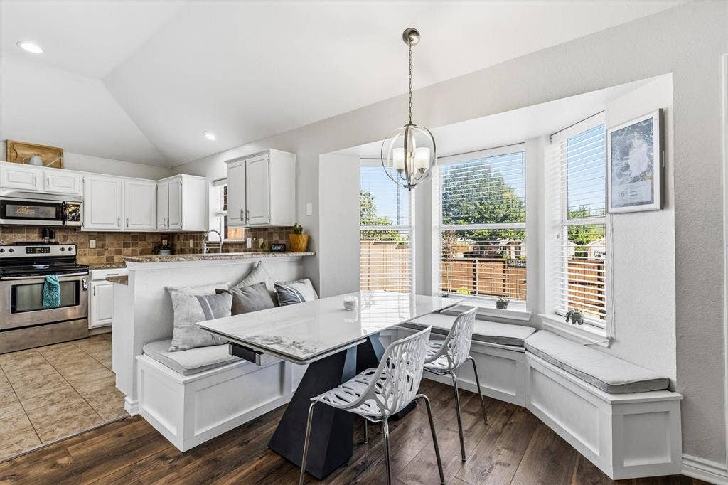 8204 Reel Street, Frisco, TX 75035 8204 Reel Street, Frisco, TX 75035