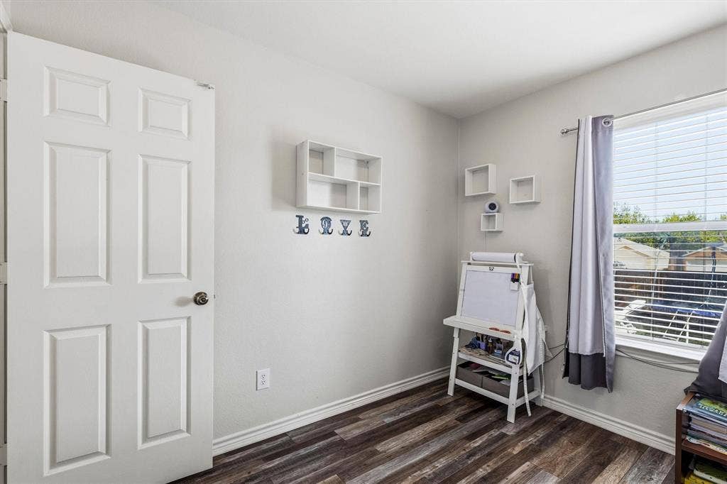 8204 Reel Street, Frisco, TX 75035 8204 Reel Street, Frisco, TX 75035
