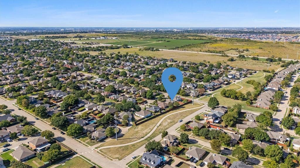8204 Reel Street, Frisco, TX 75035 8204 Reel Street, Frisco, TX 75035