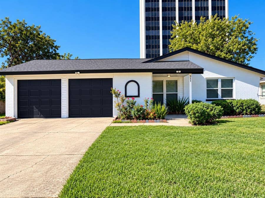 Property photo for 311 Oxford Drive, Richardson, TX