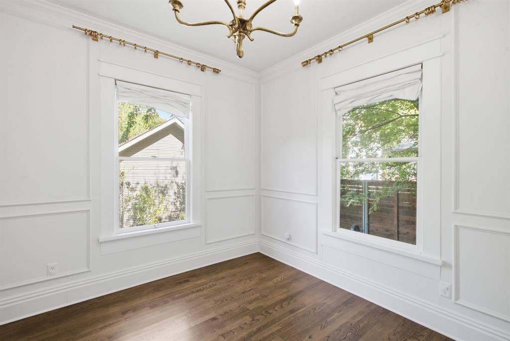 1124 W Arlington Avenue, Fort Worth, TX 76110 1124 W Arlington Avenue, Fort Worth, TX 76110