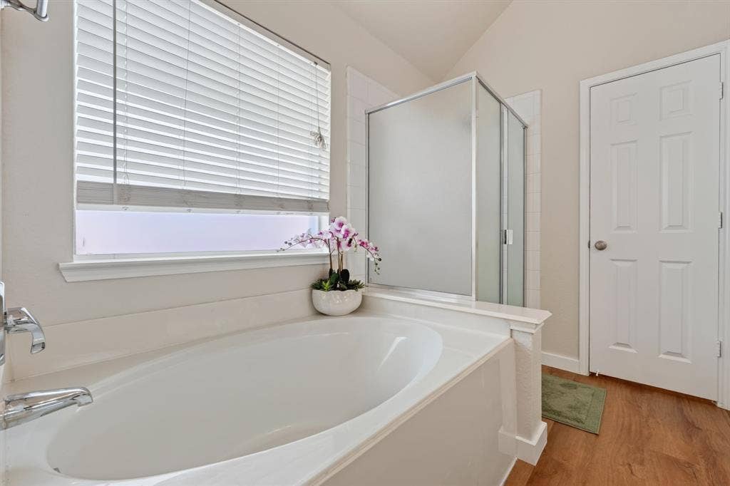 6105 Cheyenne Drive, The Colony, TX 75056