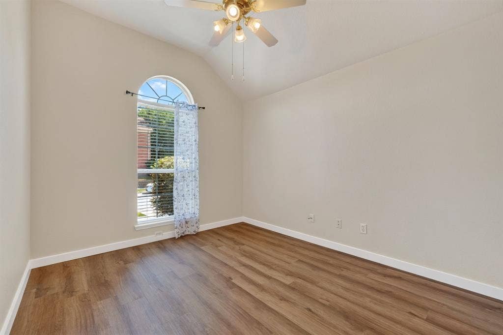 6105 Cheyenne Drive, The Colony, TX 75056