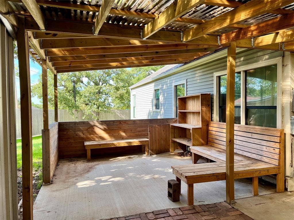 603 W Cedar Street, Nocona, TX 76255 603 W Cedar Street, Nocona, TX 76255