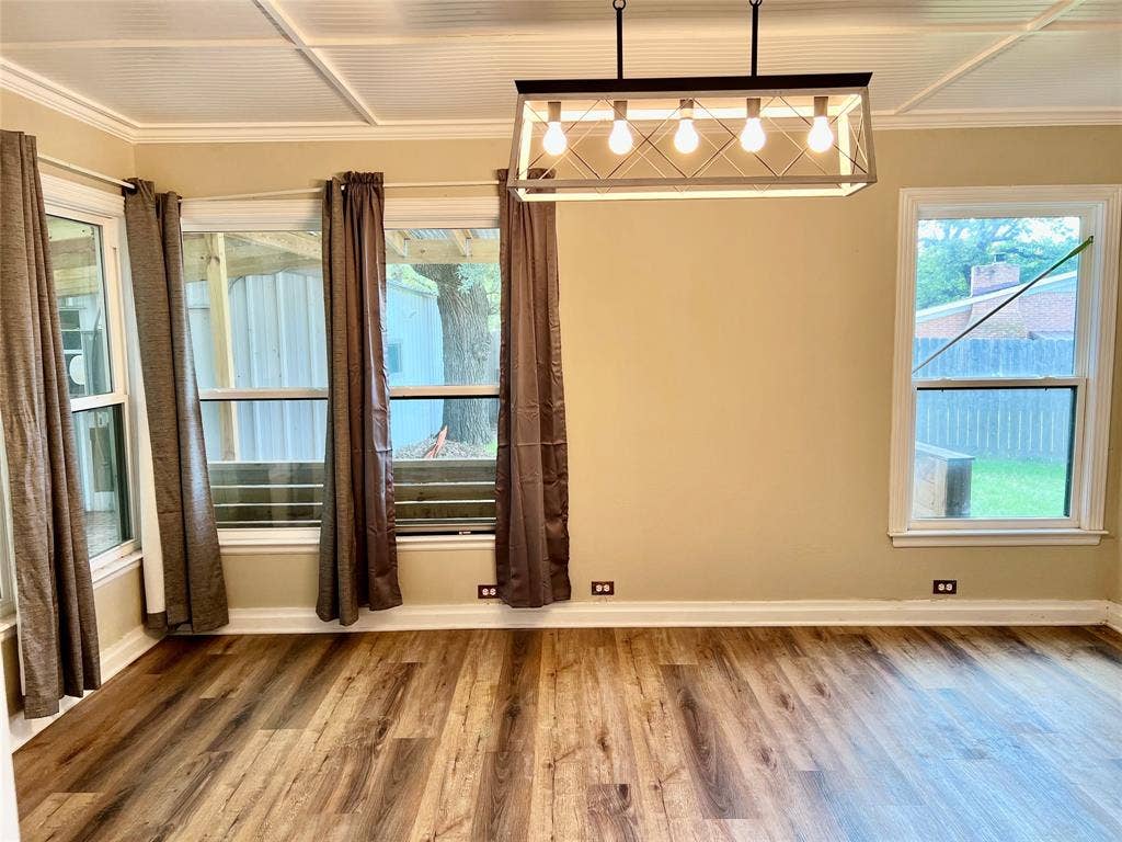 603 W Cedar Street, Nocona, TX 76255 603 W Cedar Street, Nocona, TX 76255