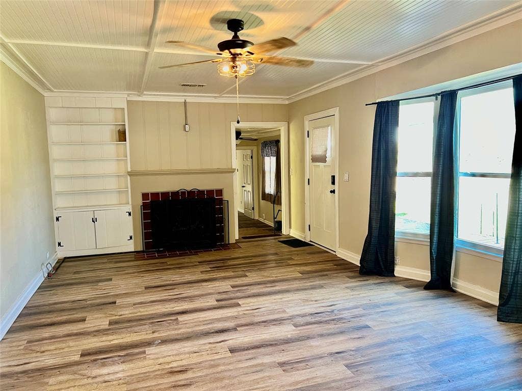 603 W Cedar Street, Nocona, TX 76255 603 W Cedar Street, Nocona, TX 76255