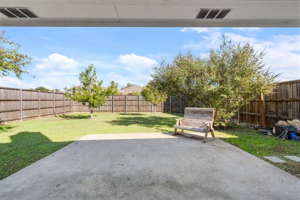2750 Chalmers Court, Rockwall, TX 75032 View of the expansive backyard