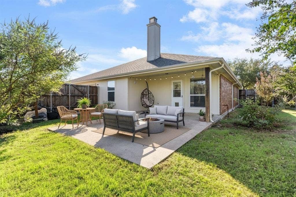 2750 Chalmers Court, Rockwall, TX 75032 Virtually staged patio