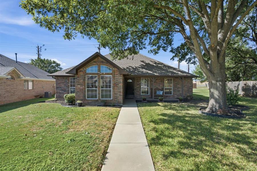 Property photo for 3713 Pheasant Hollow, Denton, TX