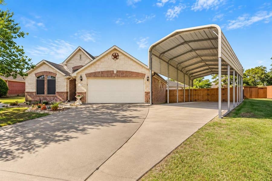 Property photo for 8700 Broken Bow Drive, Greenville, TX