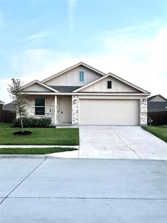 Property photo for 1709 Helmoken Falls Drive, Anna, TX