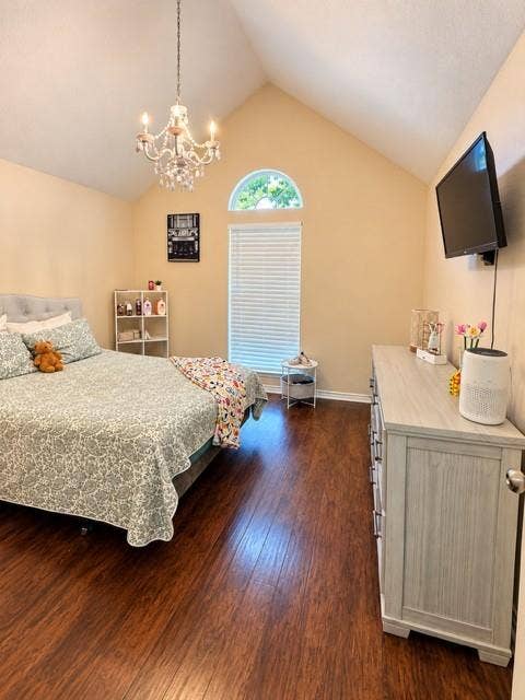 8813 Pheasant Run Drive, Rowlett, TX 75089 Wood flooring vaulted ceilings