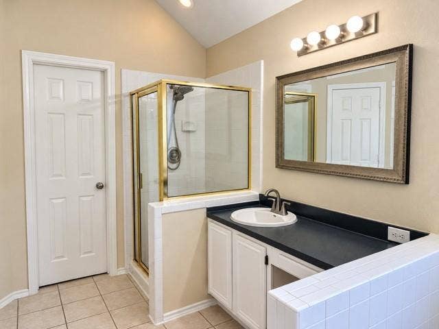 8813 Pheasant Run Drive, Rowlett, TX 75089 Large mirrors ladies vanity seperate shower