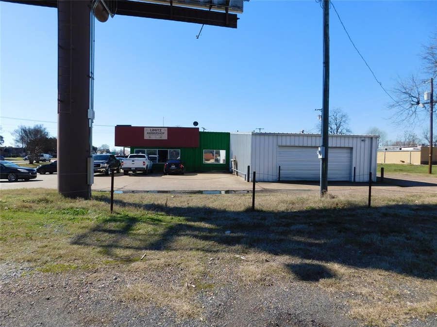 Property photo for 1009 Westgate Drive, #0 WAREHOUSE, Bossier City, LA