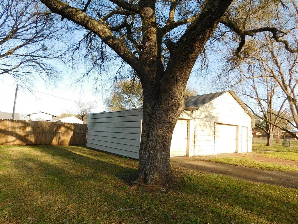 4400 Airline Drive, Bossier City, LA 71111 4400 Airline Drive, Bossier City, LA 71111