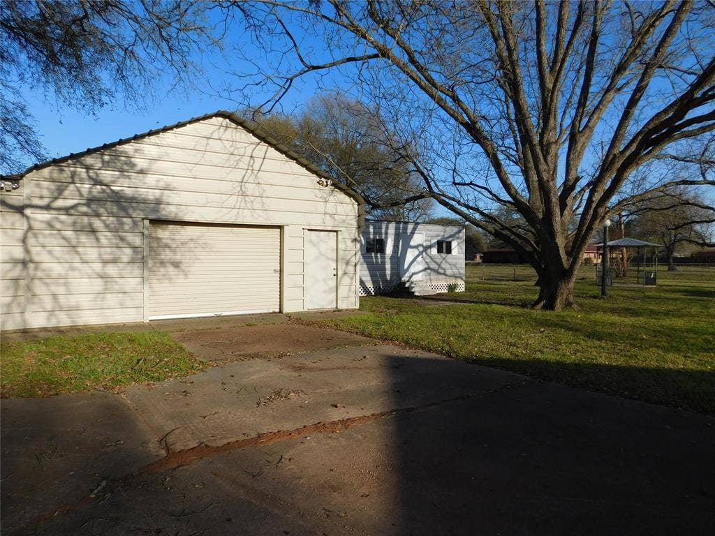 4400 Airline Drive, Bossier City, LA 71111 4400 Airline Drive, Bossier City, LA 71111