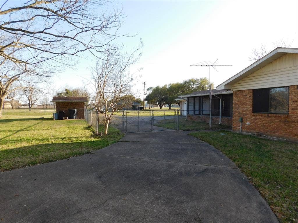 4400 Airline Drive, Bossier City, LA 71111 4400 Airline Drive, Bossier City, LA 71111