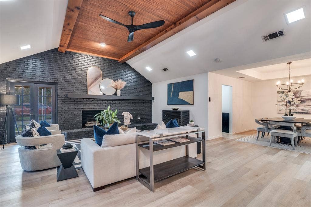 2209 Vicksburg Drive, Sachse, TX 75048