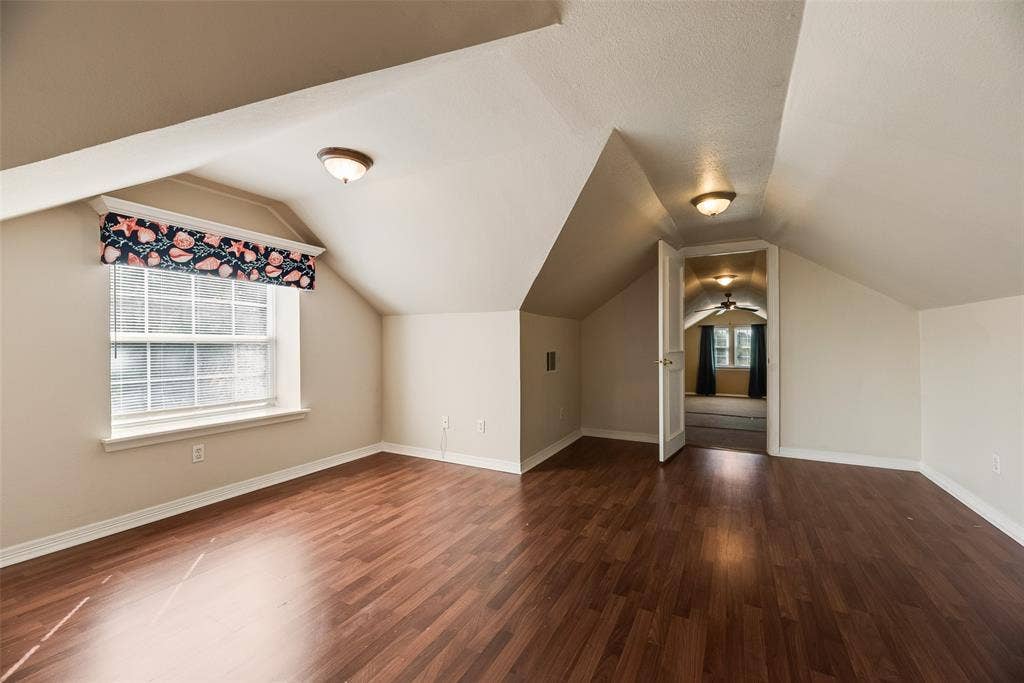 1141 Sugar Ridge Road, Ennis, TX 75119