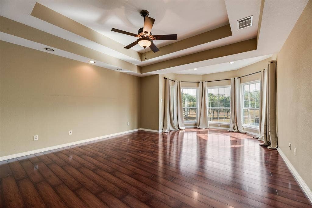 1141 Sugar Ridge Road, Ennis, TX 75119