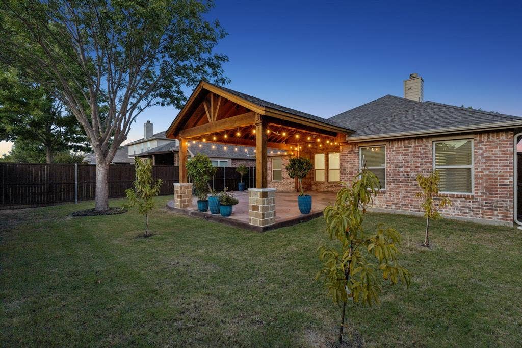 813 Park Place Lane, McKinney, TX 75071 813 Park Place Lane, McKinney, TX 75071