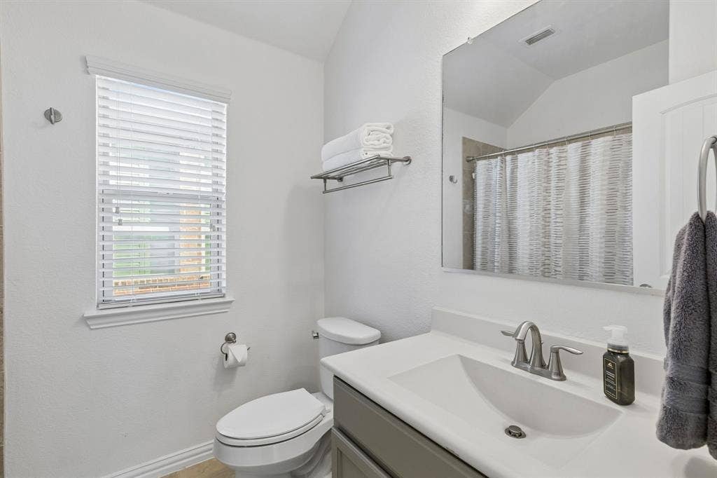 813 Park Place Lane, McKinney, TX 75071 813 Park Place Lane, McKinney, TX 75071