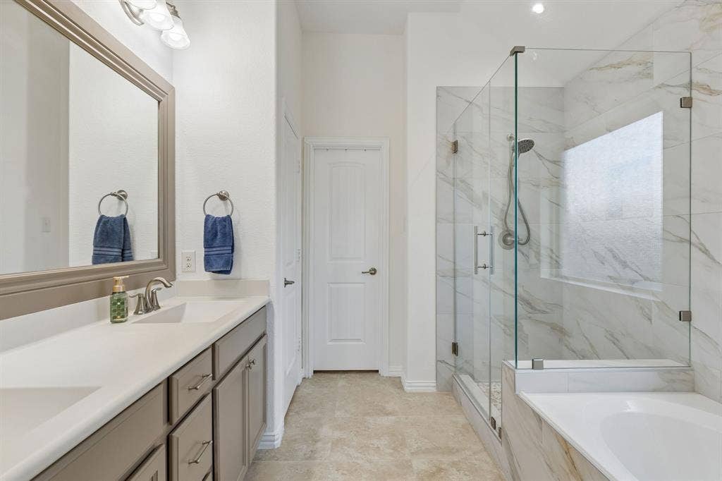 813 Park Place Lane, McKinney, TX 75071 813 Park Place Lane, McKinney, TX 75071