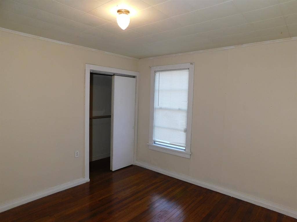 204 ELMWOOD Street, Springhill, LA 71075