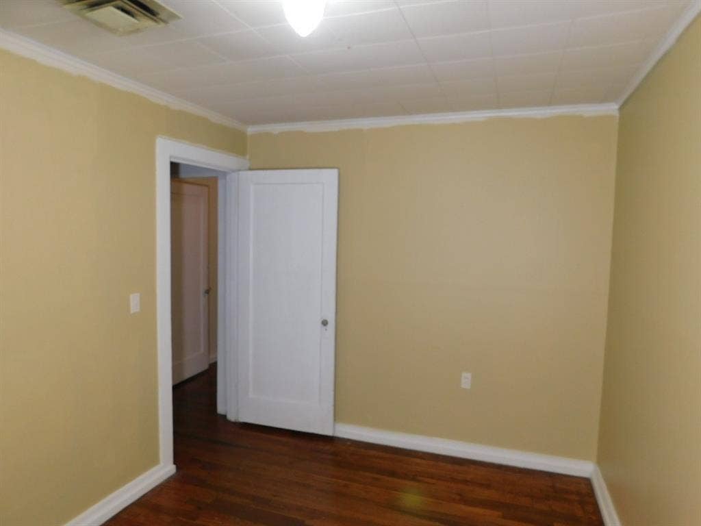 204 ELMWOOD Street, Springhill, LA 71075