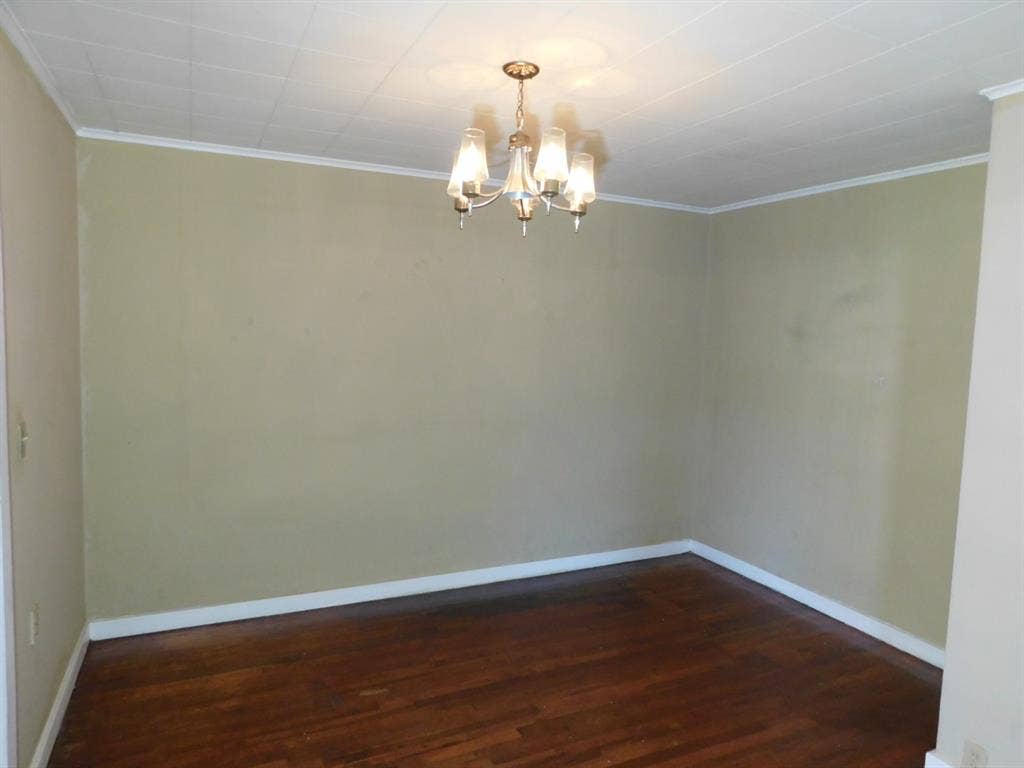 204 ELMWOOD Street, Springhill, LA 71075